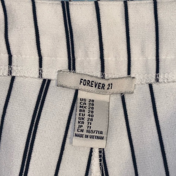 forever 21 shorts - Picture 3 of 6